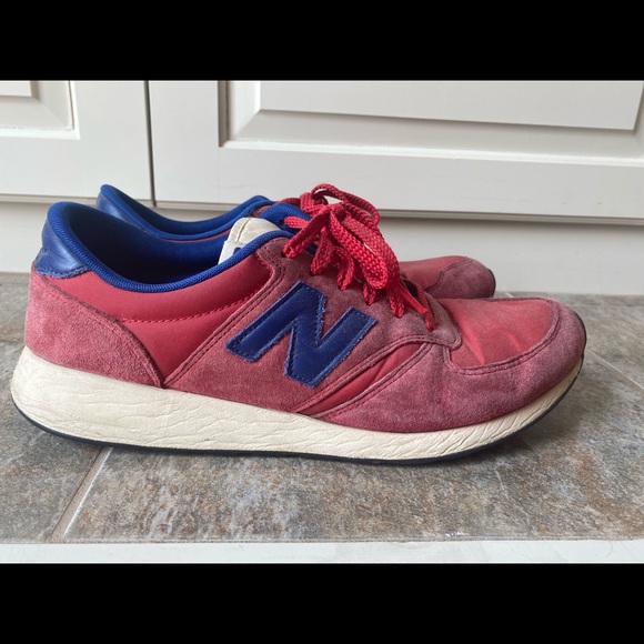Men’s Size 10.5 red/blue New Balance 420s - Picture 2 of 4